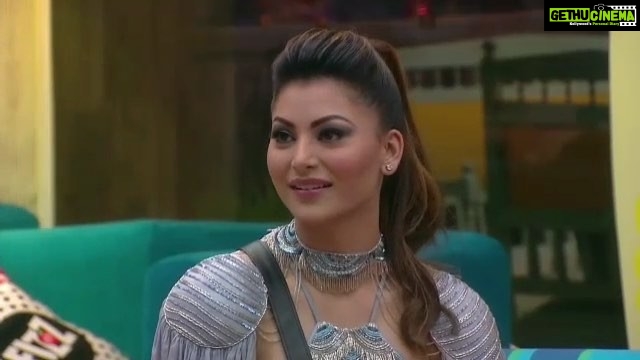 Dipika Kakar Instagram - So sweet of you @urvashirautela thankyou so much 🙏🏻❤️🤗 . . Vc :- @shoaibholic . . . . #dipikakakaribrahim #bb12 @colorstv @endemolshineind #unseen #voot @voot