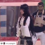 Dipika Kakar Instagram - #part2 #Repost @mr.uvsinghh with @get_repost ・・・ Unseen 😂 #dipikakakar #biggboss12 #dipikakakaribrahim #Sreesanth #Bb12 . . . . #shoaibibrahim #ShoaibLoveDipika #shoaika #wesupportdipikakakaribrahim #wesupportdipikakakar