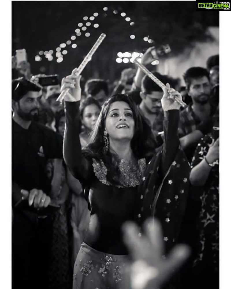 Dipika Kakar Instagram - #happynavratri 😍 . . . . Photo credit :- @firdoskhan_clicks #dipikakakaribrahim #bb12 #colorstv