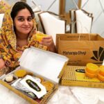 Dipika Kakar Instagram - Throwback to this lovely meal boxes sent to us by @maharajabhogindia !!! They r delivering these amazing boxes at your home with their season special Amras 😍 !!! . . you can order thru Zomato @maharajabhogindia @teamashishmaheshwari