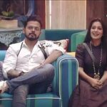 Dipika Kakar Instagram - Some stills from yesterday’s episode.. ☺️ . . Jewellery by :- @aquamarine_jewellery . . . #weekendkavaar #weekendkavaarwithsalman #dipikakakar #dipikakakaribrahim #wesupportdipikakakaribrahim #biggboss12 #bb12 #biggboss #colorstv @colorstv @endemolshineind #teamDipika