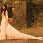 Dipika Kakar Instagram - The simpler the better!!!❤❤❤ #pastel #simple #rustic #photoshoot