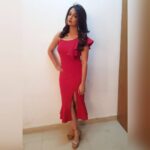 Dipika Kakar Instagram - Loving my look for today!!! Styled by @neetamalhotra Acessories @curiocottagejewelry