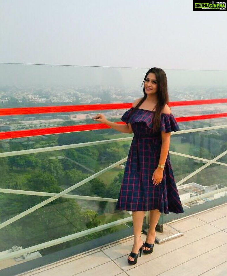 Dipika Kakar Instagram - Beautiful Lucknow making me feel like queen already, no wonder they call it the ‘City of Nawabs!’ #EntertainmentKiRaat #promotions