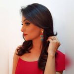 Dipika Kakar Instagram - Loving my look for today!!! Styled by @neetamalhotra Acessories @curiocottagejewelry