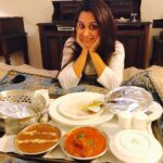 Dipika Kakar Instagram - The key to lifelong happiness: Fooooooood !! #FoodIsBae #GonnaEatItAll