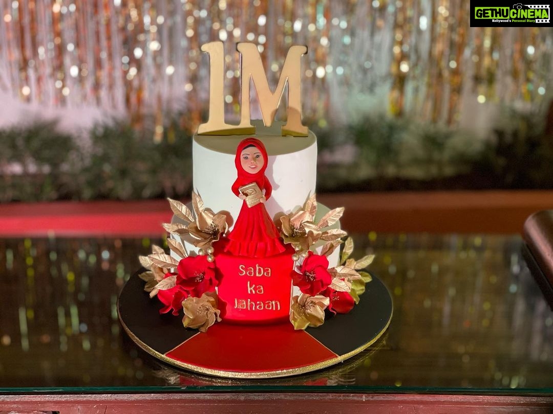 Dipika Kakar Instagram - And this beautiful cake created by our very own Rinkuuuuuuu @dcakecreations !!!! The most beautiful and the yummiest cake!!! Thank you for making our celebration even more special ❤️