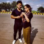 Dipika Kakar Instagram - Random stops for chai on a roadtrip😍 #WayBack #Enroute