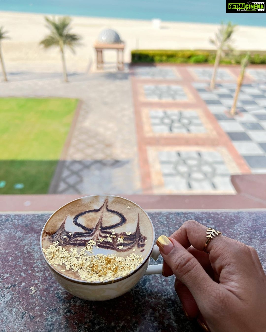 Divyanka Tripathi Instagram - Last travel of 2021. I've so many more pics left to share...in the meanwhile - here's a #PhotoDump Abudhabi