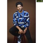 Dulquer Salmaan Instagram – How to be a cool dad 😎

@netflix_in 
@collectiveindia
@kenzo

Styled by @aeshy
Assisted by @tryagaintoobad

#Kuruppromos #Netflix #tryingtobecool #aslways #heyatleastitry #finewhatever