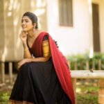 Eesha Rebba Instagram - Andariki Dussehra subhakanshalu ❤️ . Costumes - @ivalinmabia Photographer - @camerasenthil Makeup - @anjusartistry Shoot organized by @rrajeshananda