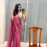 Eesha Rebba Instagram - 💕 . . Stylist: @aayeshaa.mariam Saree @ashwinireddyofficial Jewellery: @kushalsfashionjewellery #eesharebba
