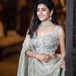 Eesha Rebba Instagram - 💫💫 . . Lehenga : @sashivangapallicouture Jewellery: @psatyanarayansons Clicked by : @karteeksivagouni 🤗