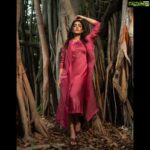 Eesha Rebba Instagram - Femme fatale🐞 . . Styled by : @aditiagarwal1611 MUA - @Makeupbyharita Hairstylist - @amar.hairstylist #eesharebba