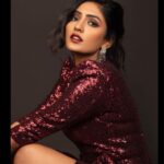 Eesha Rebba Instagram - Thinkin’ of u❤️‍🔥 . . Photography - @shareefnandyala Styling - @nischayniyogi Hair & makeup - @pranathibandi Location - @studiolluxe #eesharebba #happysunday