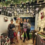 Erica Fernandes Instagram - Wishing you all a Merry Merry Christmas 2021!!! #aboutlastnight We missed you @aakanshashukla0803 @shaheernsheikh @supriyapilgaonkar @harshad_chopda @udaytikekar @poojabanerjeee Damn why do you'll have to shoot on Christmas Eve 😔 Winter Wonderland