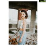 Erica Fernandes Instagram - Lets go back in time with the retro feels . Hair @hair_by_rahulsharma 📷 @bhosale_sidd #retro #curlyhair #instagood