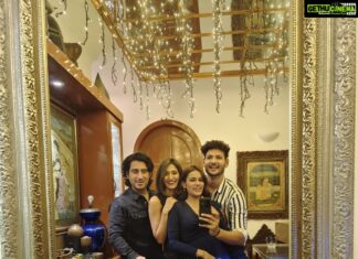 Erica Fernandes Instagram - New year's eve celebrations be like.... I really hv no clue what @hair_by_rahulsharma is up to. #newyearseve #newyear #2022 #ericafernandes
