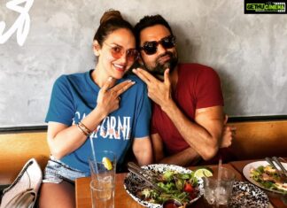 Esha Deol Instagram - Happy birthday brother! Love you ! ♥️🧿🤗😘 @abhaydeol “u are that sunshine in my pocket I carry for life” #brotherandsister #brotherhood #mondaymotivation #abhaydeol #eshadeol #eshadeoltakhtani