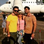 Esha Deol Instagram – #throwbackthursday #goa with my then boyfriend ,now #hubby @bharattakhtani3 & my #brother @dtakhtani #wearefamily #lafamilia ♥️🧿