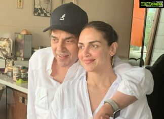 Esha Deol Instagram - “ Holding on to this hand for eternity“ Love you papa ♥️ Happy Birthday Wish you happiness & the best of health always 🧿