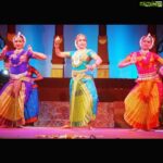 Esha Deol Instagram - #happyashtami being an indian classical dancer too I must say depicting the various forms of the divine mother goddess be it Durga , Lakshmi,kali or sarasvati Maa is a beautiful feeling filled with divine grace & blessings as we perform on stage. I truly feel humbled 🙏🏼 This is a throwback of our dance performance in Kolkata during Durga Pooja 😊🙏🏼♥️🧿 can’t wait to get back on stage with @dreamgirlhemamalini @a_tribe #awesometrio #gratitude