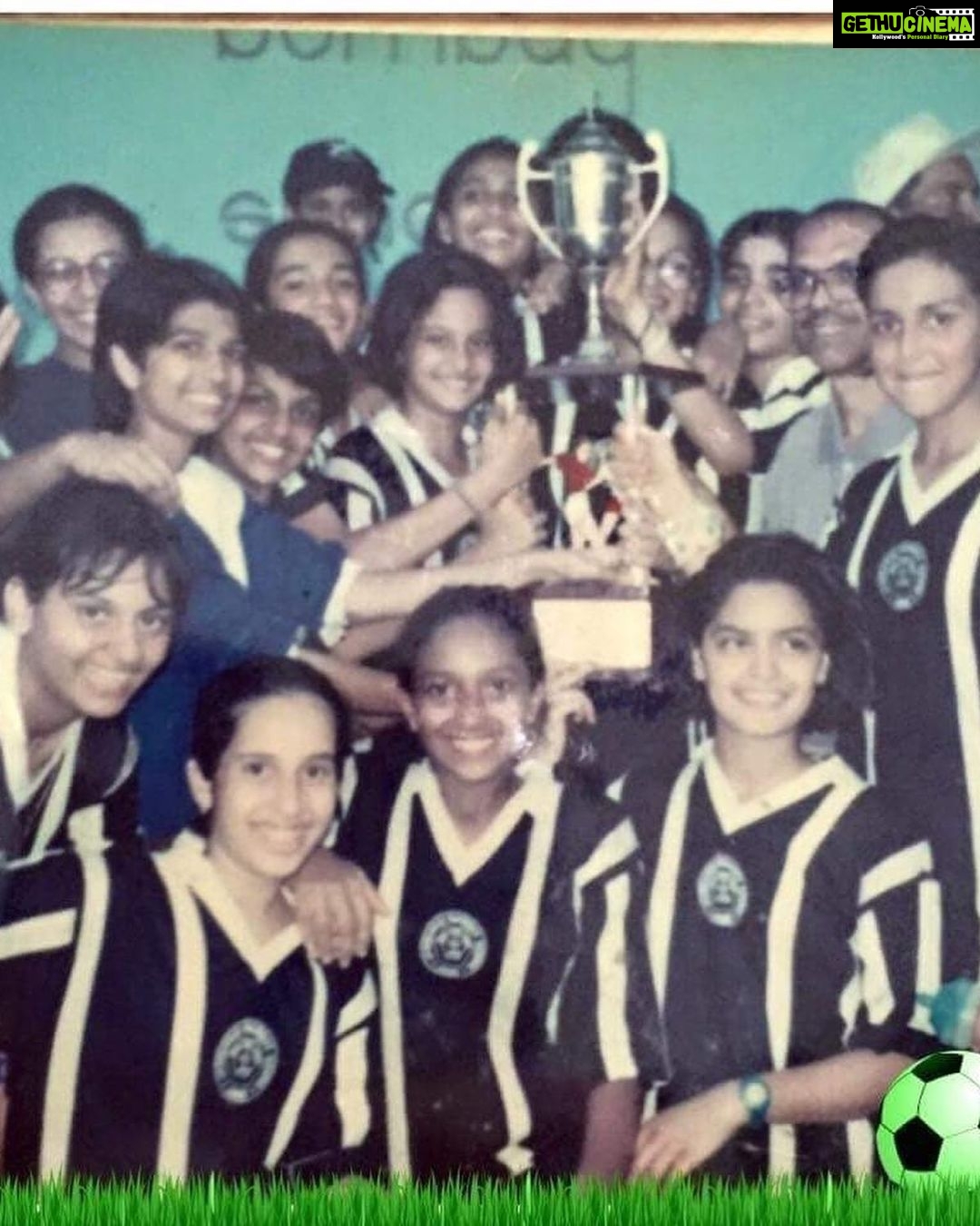 Esha Deol Instagram - 💔 May your soul rest in peace @tashajitender Om Shanti 🙏🏼 To my best friend my soul sister my Tasha . You have gone but will always be in our hearts. This family remains ours for eternity. “Yeh dosti hum nahi todenge “ #foreverlove #sisterhood #mybff