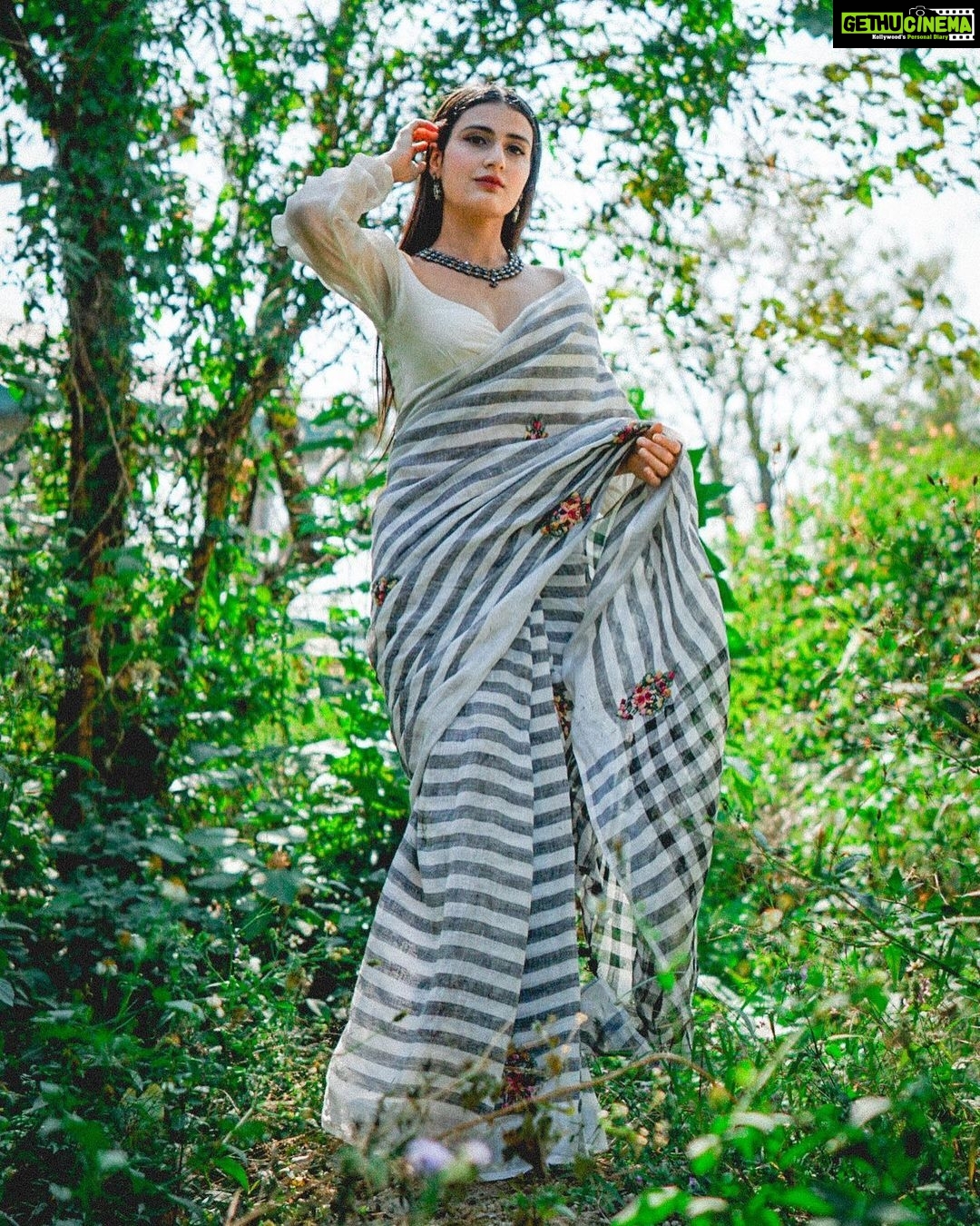 Fatima Sana Shaikh Instagram - 👗 @kalkifashion Styled by @akshitas11 Assisted by @nishthaparwani Hair @dharamshalaorane