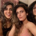 Fatima Sana Shaikh Instagram – @_debanshi ka birthday in a nutshell. #bit-itch 

@_debanshi 
@varshanair 
@musta_been 
@raunak070 
@rohandahima92 
@i_am_aamaadmi
@sharrman_dey