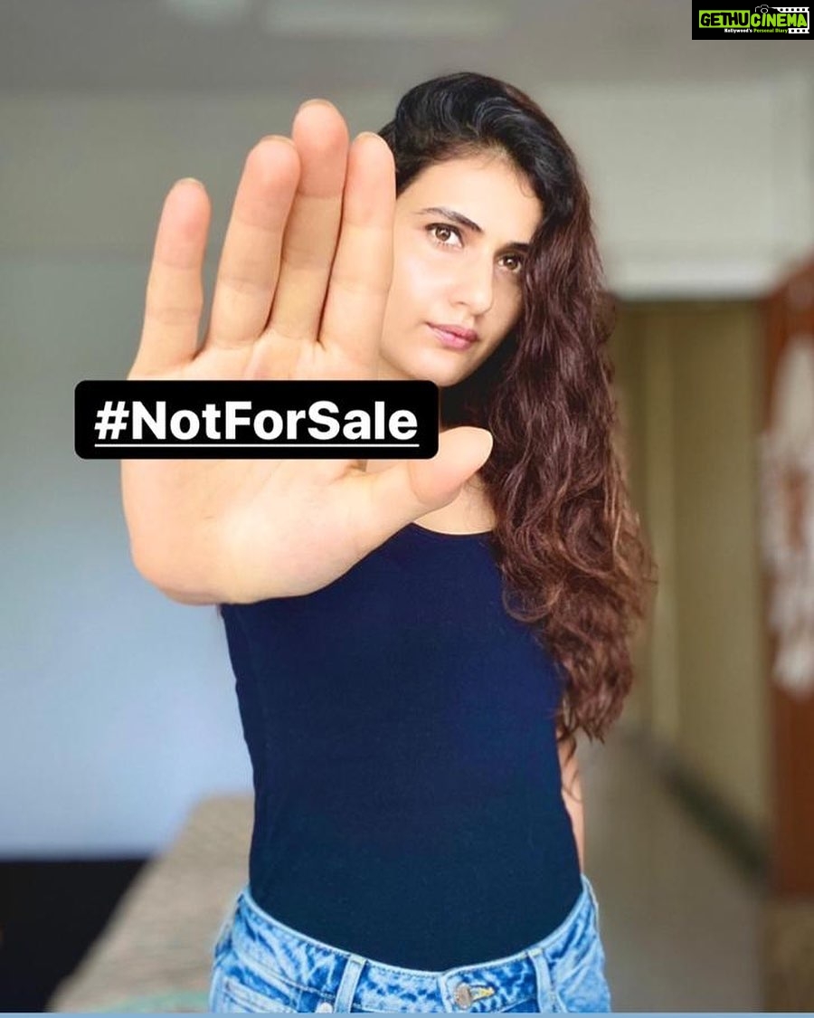 Fatima Sana Shaikh Instagram - Tera rate kya hai? Kitna legi? We've seen comments like this, whenever a woman uploads a picture and all of us just choose to ignore it. I was reminded of this especially after I watched all the episodes of #Flesh on @erosnow and man, what a brilliantly made show! After watching it, I just want to say that I, like any other human am #NotForSale! If you feel the same, join the challenge and want to show your support. Upload your picture and tag #NotForSale. I'm also nominating @sanyamalhotra_ @katrinakaif @sobhitad @radhikamadan @stylebyami let's make sure our voices are heard! Aur abhi tak agar #Flesh nahi dekha, toh go see it now only on #ErosNow - https://bit.ly/2YoIEC6 @reallyswara @akshay0beroi #SiddharthAnand @dontpanic79 @mahima_makwana @natasastankovic__ @yudi__yudhishtir @vidyamalavade @udaytikekar @mamta10_10 #PoojaLadhaSurti @ridhimalulla #HumansForSale