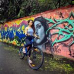 Fatima Sana Shaikh Instagram – 🚲

#throwback 
@adityabafna24
@giantbicyclesin 
@elementretail
#giantindia #giantbicycle
#rideliferidegiant #cycling 
Graffiti by- @zake_india fawad Also @fewandfarwomen
