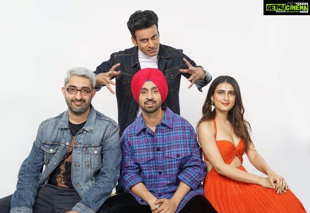 Fatima Sana Shaikh Instagram - 2020 ki sabse खरी भविष्यवाणी! आपकी मनोरंजक सेवा aur जनहित में जारी। अब पड़ेगा #SurajPeMangalBhari! With the very talented @diljitdosanjh and @bajpayee.manoj. A @zeestudiosofficial production, directed by #AbhishekSharma. Film goes on floor on January 6, 2020. @shariq_patel @vyasabhishek77