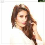 Fatima Sana Shaikh Instagram - Love this perfect pop of color on my 👄 Patakha a perfect shade by my absolute favourite @25o2official family 😘, a bright pink shade that makes me look effortlessly flawless in just one swipe. ✓ Cruelty-free ✓ Made with a soft matté and hydrating formula ✓ Lightweight texture ✓ Glides effortlessly Shop your favourite products only at www.25o2.in 🎉 . . . #makeup #beauty #wakeupandmakeup #25o2official #25o2Beauty #makeuplover #instamakeup #newlaunchalert #newlaunch #newrelease #beautyessentials #mattermoments #Patakha #havebeautyyourway
