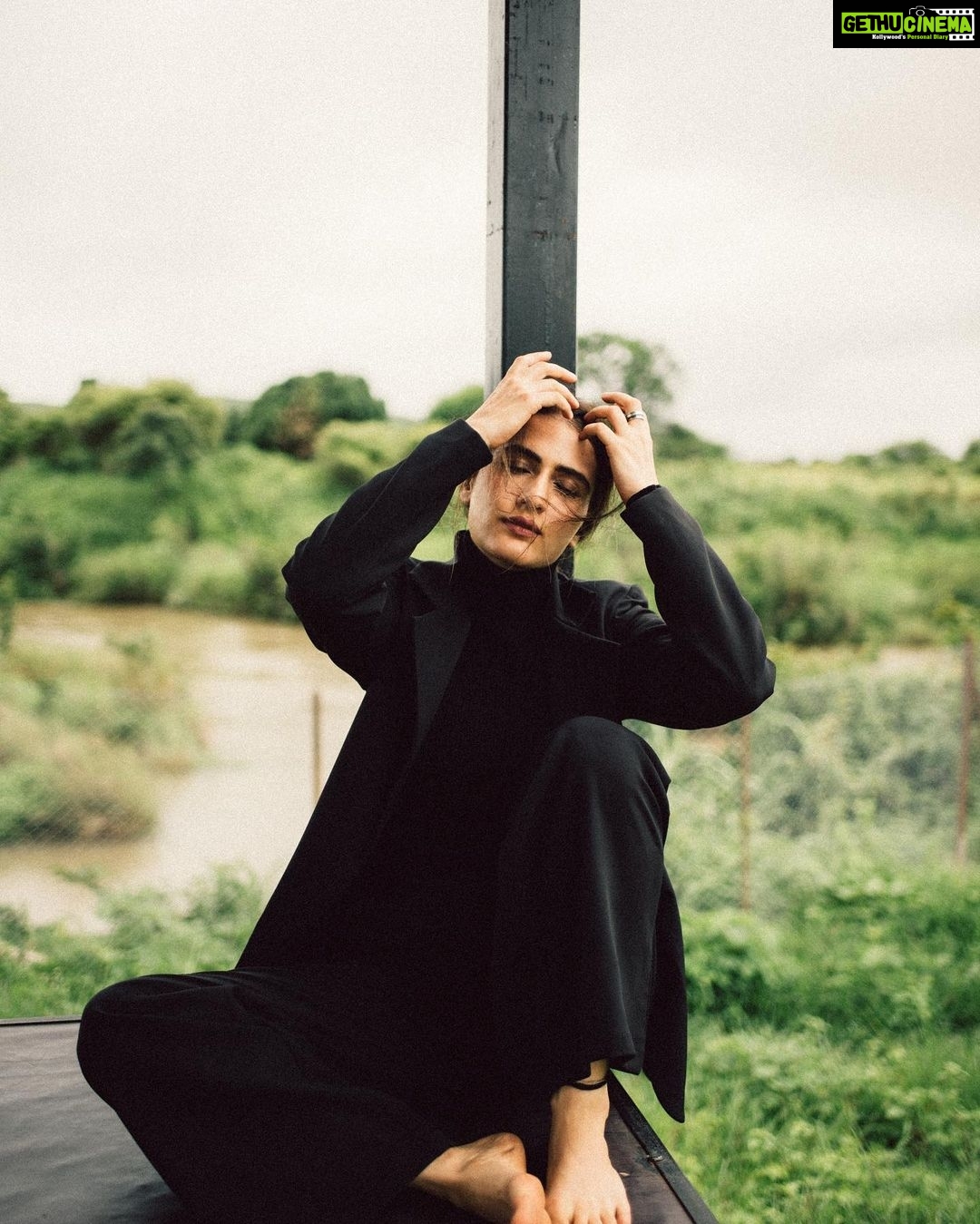 Fatima Sana Shaikh Instagram - Photographer & creative director @bharat_rawail Styled by @akshitas11 Make-up by @im__sal Hair by @manojchavan61 Creative assistant @lensedbyameeshishah Assistant stylist @magicpassport Outfit @labelrsvp Location @lamaisonduyogaindia Credits
