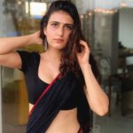 Fatima Sana Shaikh Instagram - Happy waala diwali sab ko. 📸 @modyrahulmody