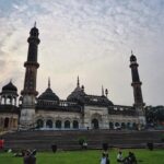 Fatima Sana Shaikh Instagram - कुछ तो बात है इस शहर में
