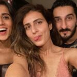 Fatima Sana Shaikh Instagram – @_debanshi ka birthday in a nutshell. #bit-itch
@_debanshi
@varshanair
@musta_been
@raunak070
@rohandahima92
@i_am_aamaadmi
@sharrman_dey