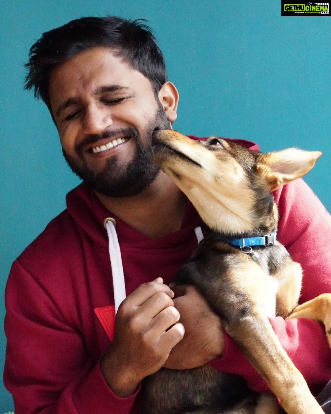 Fatima Sana Shaikh Instagram - Happy birthday @arjunujra Dost. You know what I feel for you. Thank you for existing. Aur KITNA PYAARA gaata hai tum. #bestfriend