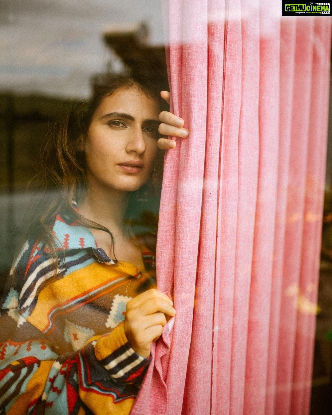 Fatima Sana Shaikh Instagram - Photographer & creative director @bharat_rawail Styled by @akshitas11 Make-up by @im__sal Hair by @manojchavan61 Creative assistant @lensedbyameeshishah Assistant stylist @magicpassport Outfit: thrift store Location @lamaisonduyogaindia