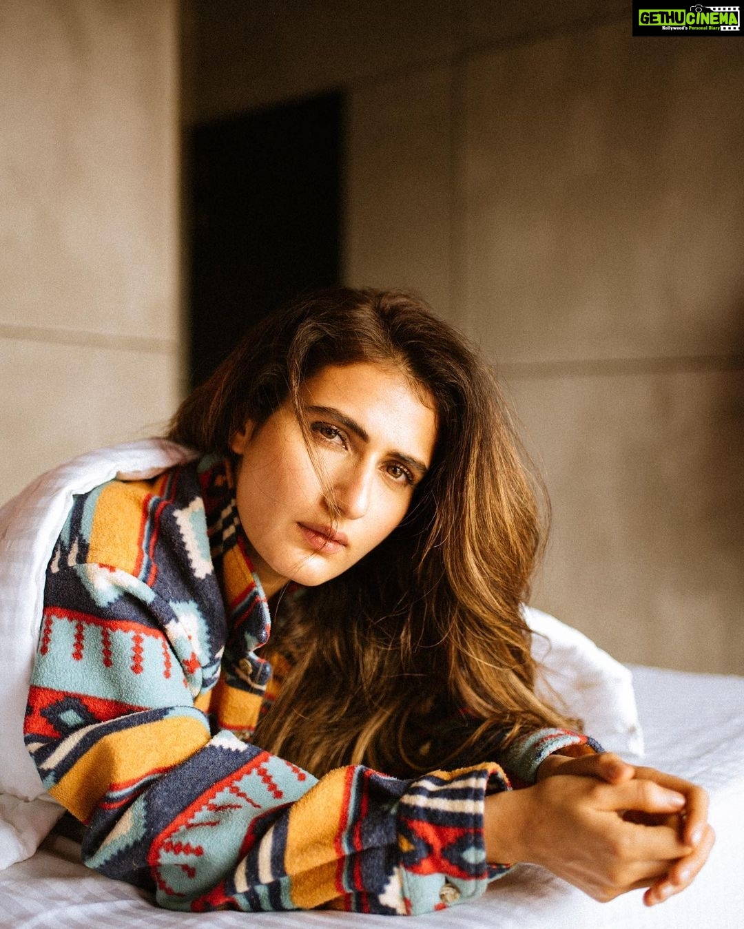 Fatima Sana Shaikh Instagram - Photographer & creative director @bharat_rawail Styled by @akshitas11 Make-up by @im__sal Hair by @manojchavan61 Creative assistant @lensedbyameeshishah Assistant stylist @magicpassport Outfit: thrift store Location @lamaisonduyogaindia