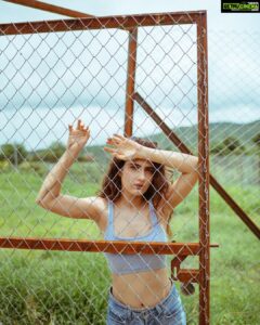 Fatima Sana Shaikh Instagram - ## :)##
Photographer & creative director @bharat_rawail

Styled by @akshitas11 
Make-up by @im__sal
Hair by @manojchavan61

Creative assistant @lensedbyameeshishah
Assistant stylist @magicpassport

Outfit @zara @levis_in 
Location @lamaisonduyogaindia

Jewellery @antarez.jewels