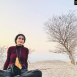 Fatima Sana Shaikh Instagram - Shoot se pehle sab ko zabardasti trek pe leke gaee 🤓#udaipur Narlai, Rajasthan, India