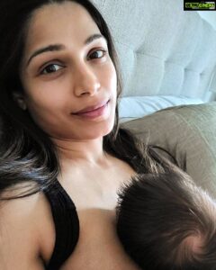 Freida Pinto Instagram - The Postpartum journey has been one of the most intense and wild rides I have ever been on. It felt like the months being pregnant and even childbirth were little  appetizers to this grand main course. Preparation was so key to this life altering phase of mothering and I feel so proud, relieved and blessed to have walked into it with knowledge, research and support. But what does it really mean to be postpartum "prepared". 

-It certainly doesn't mean you won't feel sad, lonely, frustrated and helpless at times.
- or that you will be wonderfully rested and have no sleep deprivation.
-or that you won't snap at your well intentioned partner and break down in tears.
-or that your nipples won't be sore and that for some of us our toes will curl everytime our little baby birds open up their sweet mouths to latch.
-or that you will never doubt your milk supply or for some, be worried about being judged for choosing the formula route.
- or that your vagina and the rest of your ladyparts will look and feel exactly the same again as before.
- or that your energy levels will always match the nonstop effort you have to put into nourishing that little life.

The preparedness is more so to know how best to tackle all of this and to not feel abandoned by a health care system that focuses so much on your pregnancy and birth and somehow disappears when you are most vulnerable and in the most challenging phase of your life. To know that every mama will have a different journey but everyone of us will have some hill to climb. And that most importantly it REALLY DOES GET BETTER and we learn so much about ourselves and gosh we can truly acknowledge and celebrate the goddesses that we are!

With @thisis.anya I look forward to joining in the effort to normalize conversations about the challenges and changes brought on during the postpartum period. Changes that need to be better understood, accepted and not shamed. And challenges that can be managed so much better with just a little extra help. My mission is to make this sacred period less about the suffering and more about acceptance, self love and growth. And to bring some much required peace to this healing period. 🙏