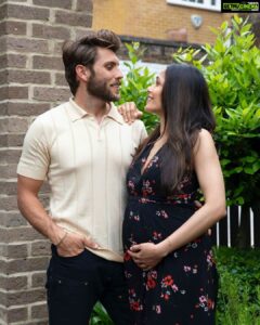 Freida Pinto Instagram - Baby Tran, coming this Fall! ❤