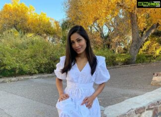 Freida Pinto Instagram - Blessed and Grateful. And 36 feels pretty Awesome! 📷 @coryt 🐒♥️