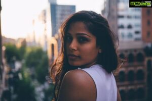 Freida Pinto Instagram - The future depends on what you do TODAY. - Mahatma Gandhi.

Happy Monday😀