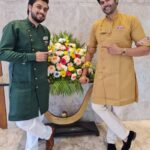 Ganesh Venkatraman Instagram – With my dapper nephew @mirza.mujtaba…. and also my shopping partner 😉😎😜🛍️

#stylishmen
#mamabhaanja
#familywedding