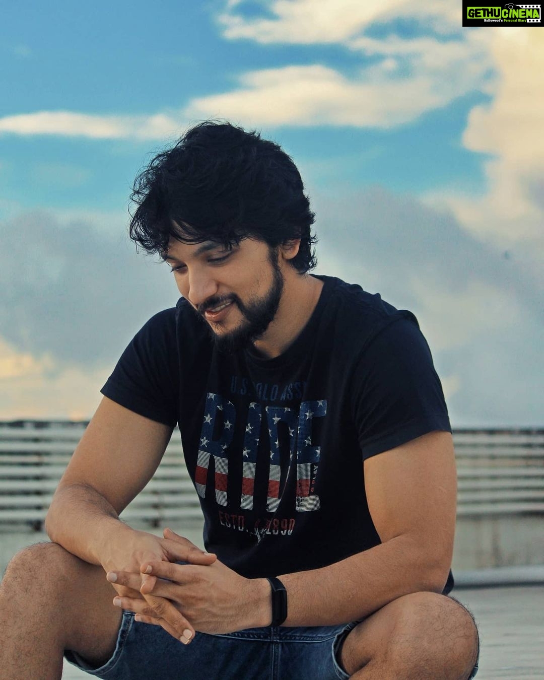 Gautham Karthik Instagram - 2020 was really tough for us all. But what it taught was priceless, we are stronger than we think, we've overcome economic crises, natural disasters, social injustices, mental traumas and a Global Pandemic! So I have come into this new year, knowing we can manage anything! I wish you all a very successful and Happy New Year! Let's tackle whatever it throws at us with our heads held high and a smile on our faces! π Happy 2021! π₯³ Chennai, India