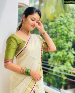 Gayathri Suresh Instagram - Happy Vishu❤️ PC: @caspiannie