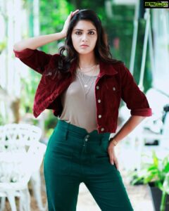 Gayathri Suresh Instagram - Pursuit of Happiness❤️. Outfit: @myntra